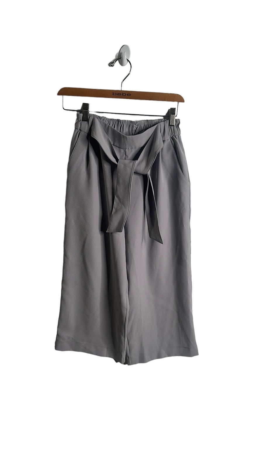Lululemon gray crop wide leg pants size 4