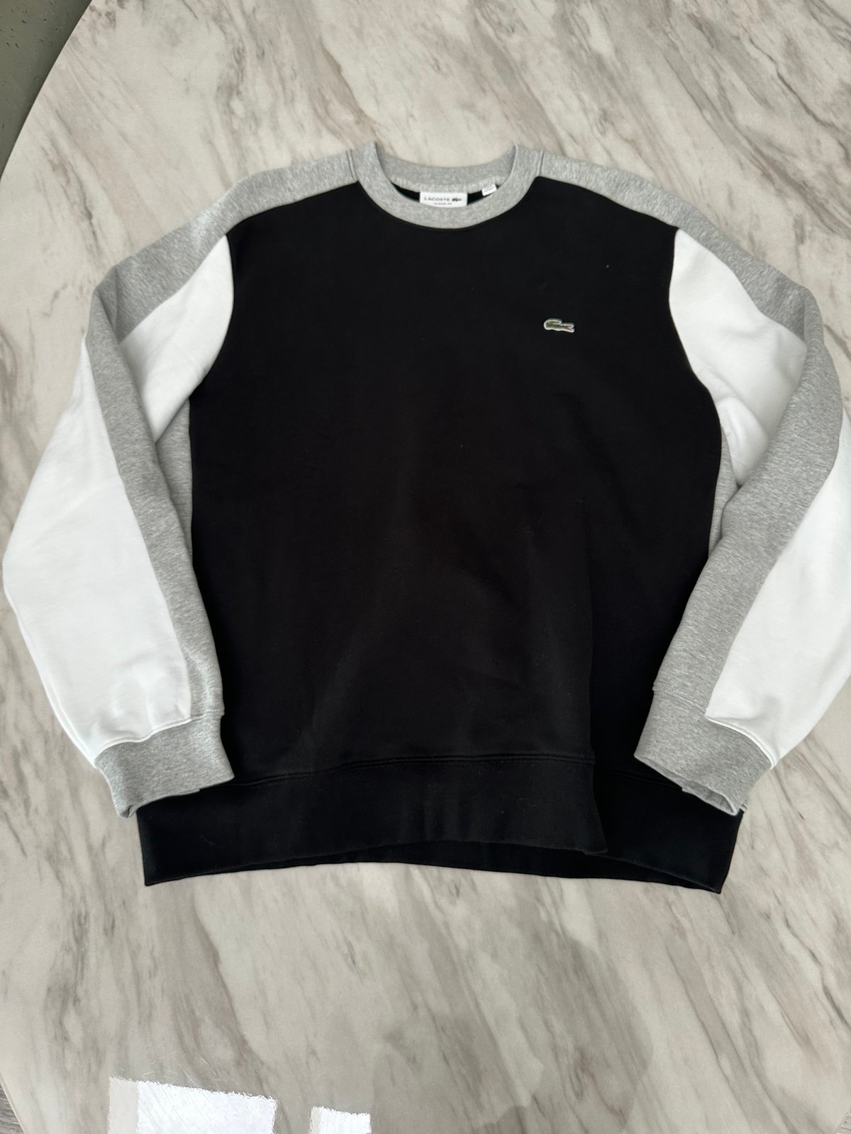 Lacoste crewneck