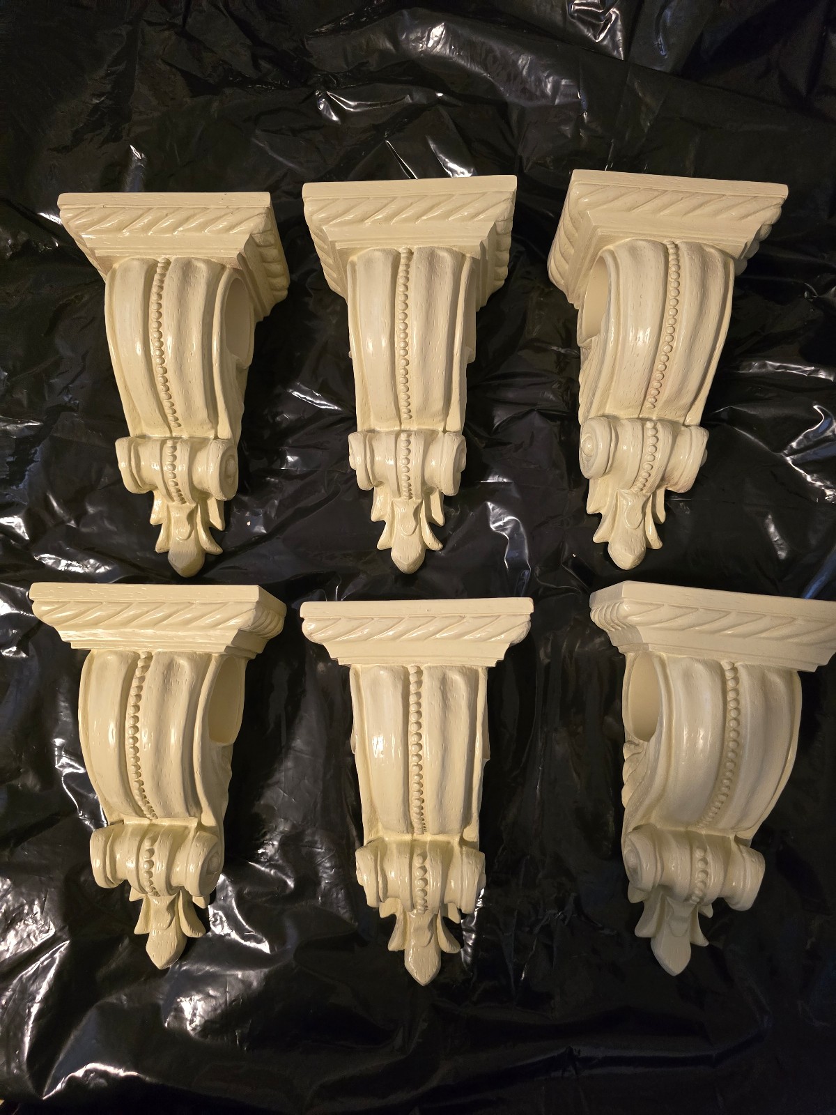 Brakets for drapery x large new off white