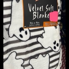 Ghost full/queen throw blanket
