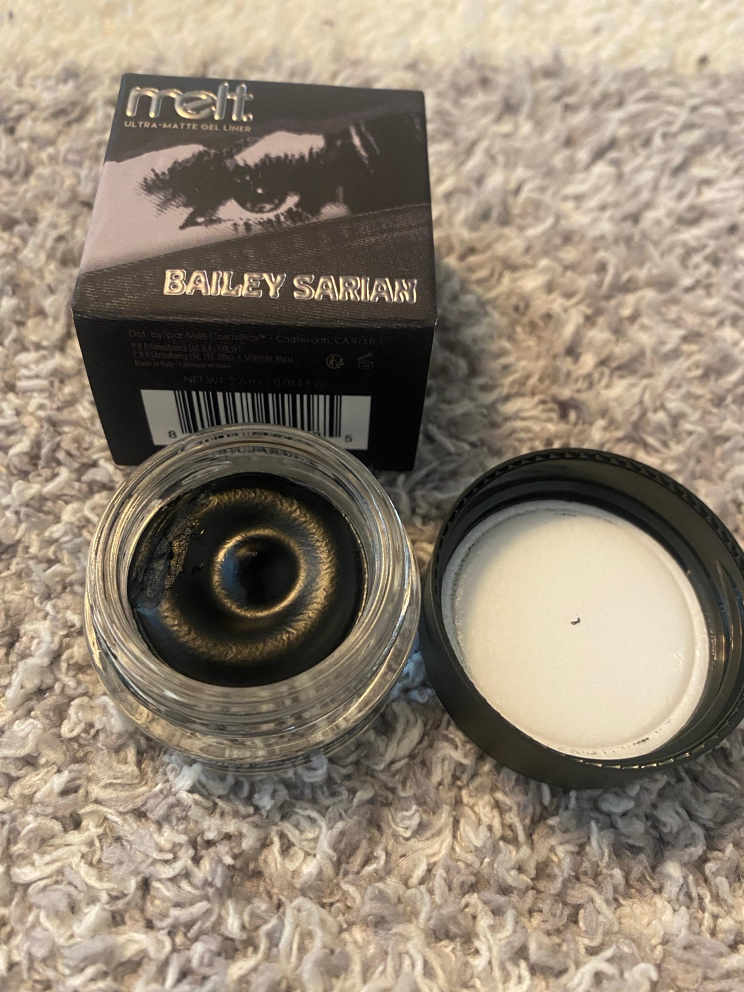 Melt Cosmetics X Bailey Sarian Onyx gel liner BNIB.