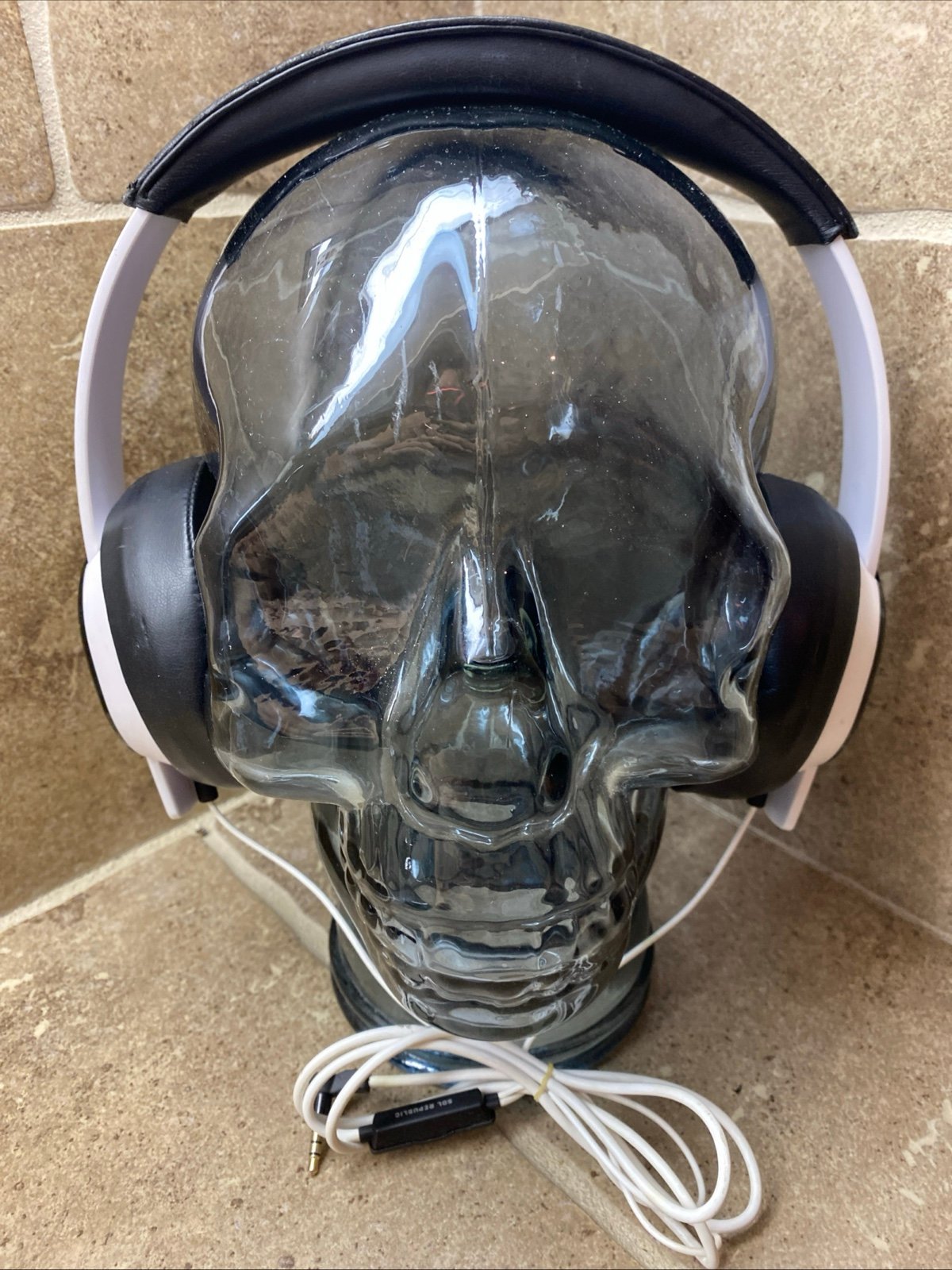 SOL REPUBLIC Master Tracks X3 Over-Ear Headphones White Gaming Headset