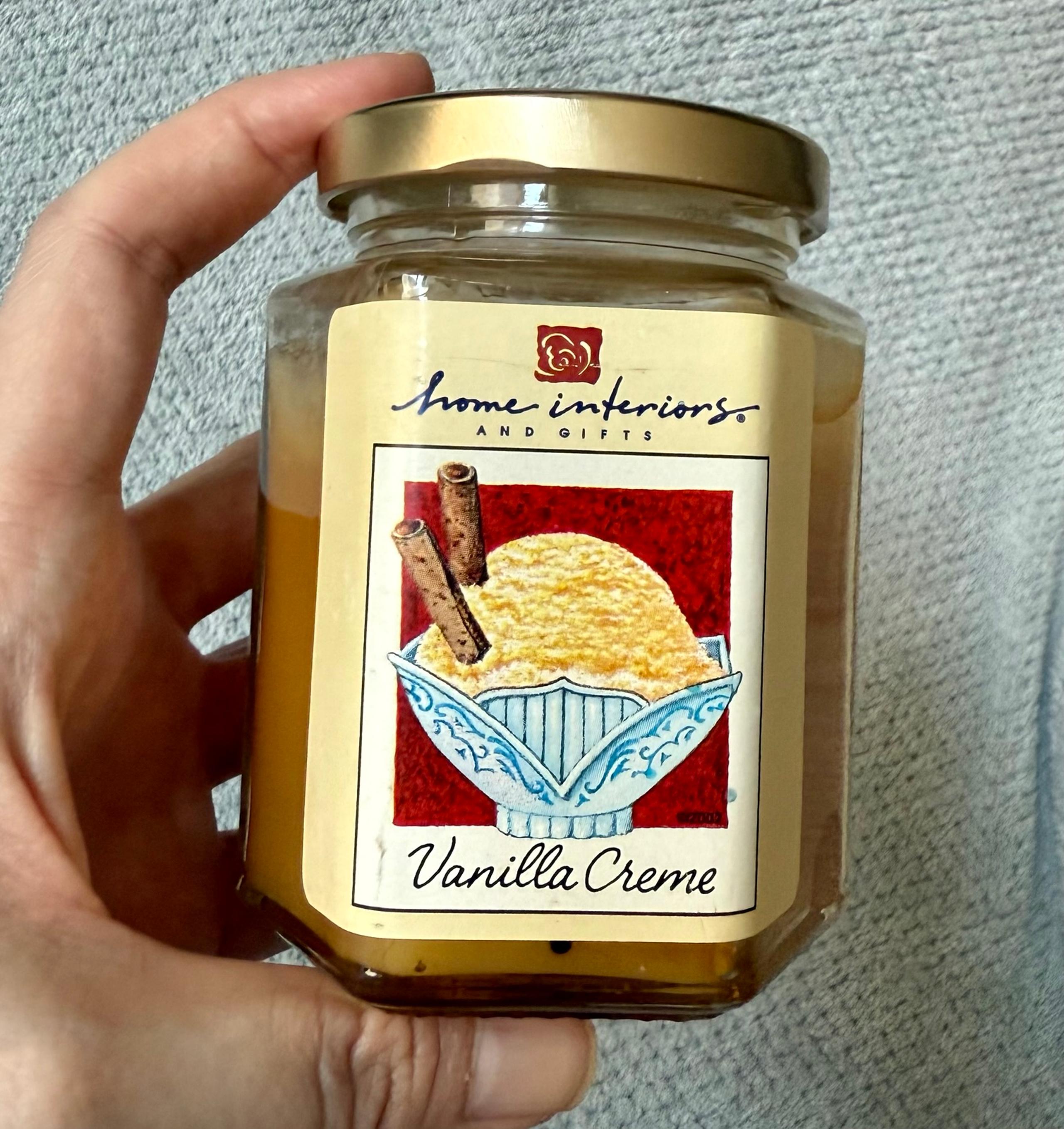 Vintage Home Interiors and Gifts Candle- Vanilla Crème