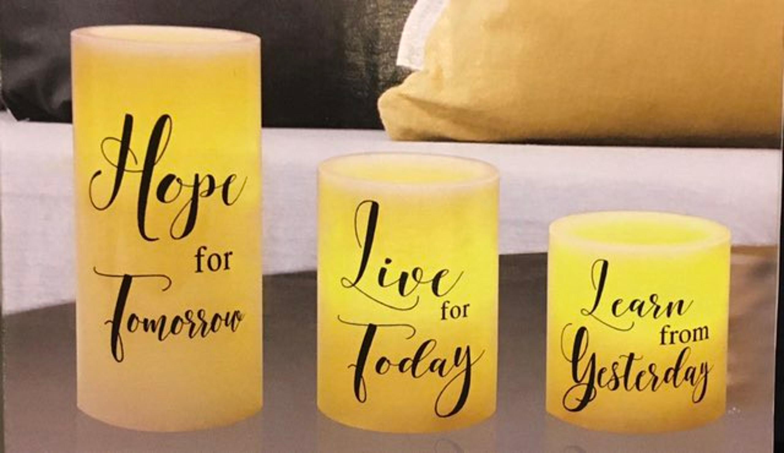 NEW Set of 3 Inspirational Flameless Candles with Timer