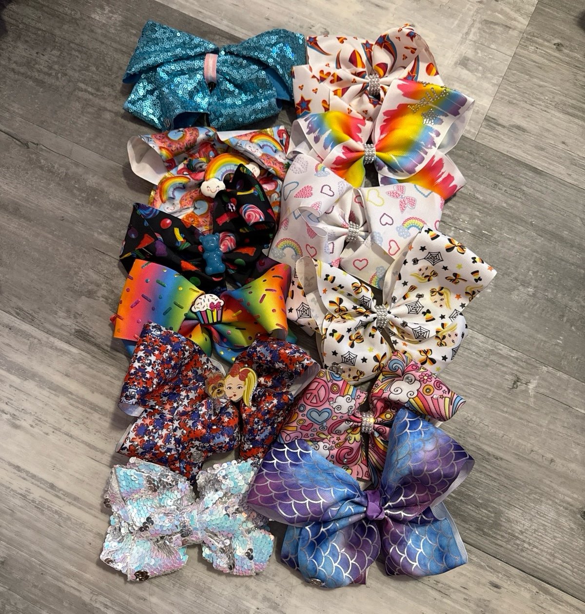 Jojo Siwa Bows! BUNDLE of 12 bows!