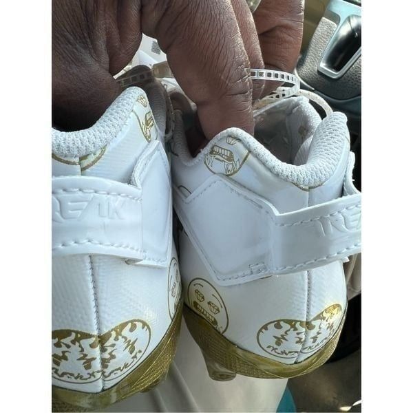 Adidas MenSz 7.5 Freak 22 Big Mood DSG SM Emoji White Gold