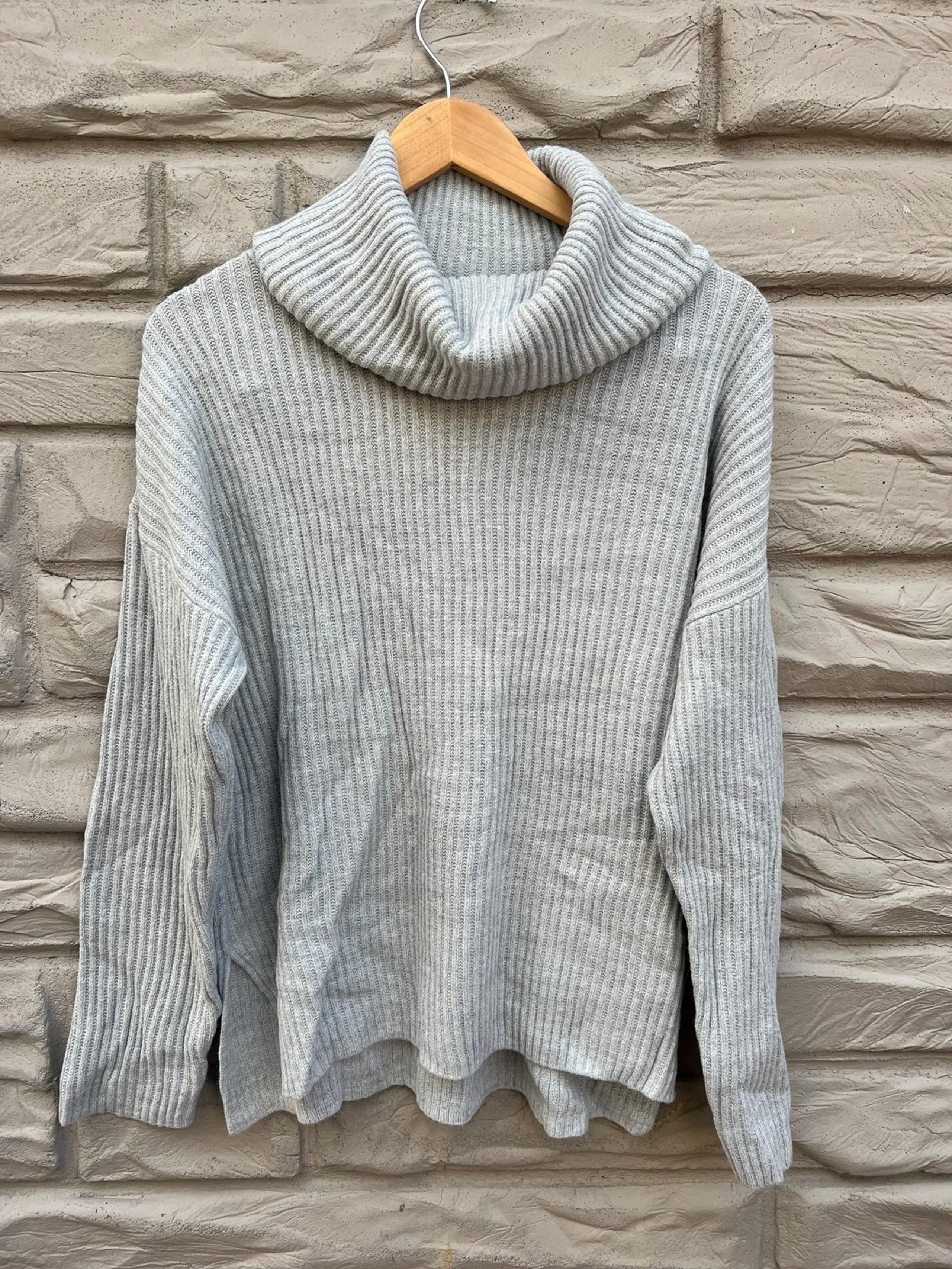 Banana Republic Turtleneck Sweater - Brand New!