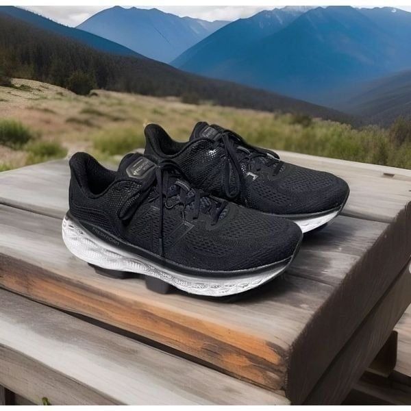 New Balance Fresh Foam More V3 MMORLK3 Men's Black Running Shoes Size 12.5D