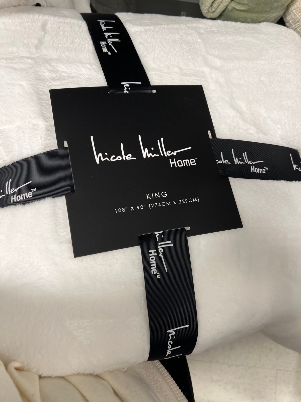 Nicole Miller King Blanket !