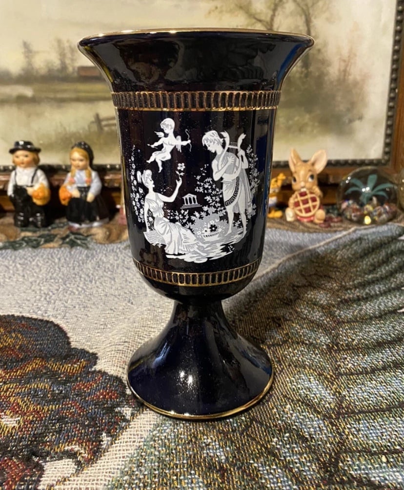 VINTAGE Hand Made in Florentine Italy ~ VASE ~ with Greek Love Scene
