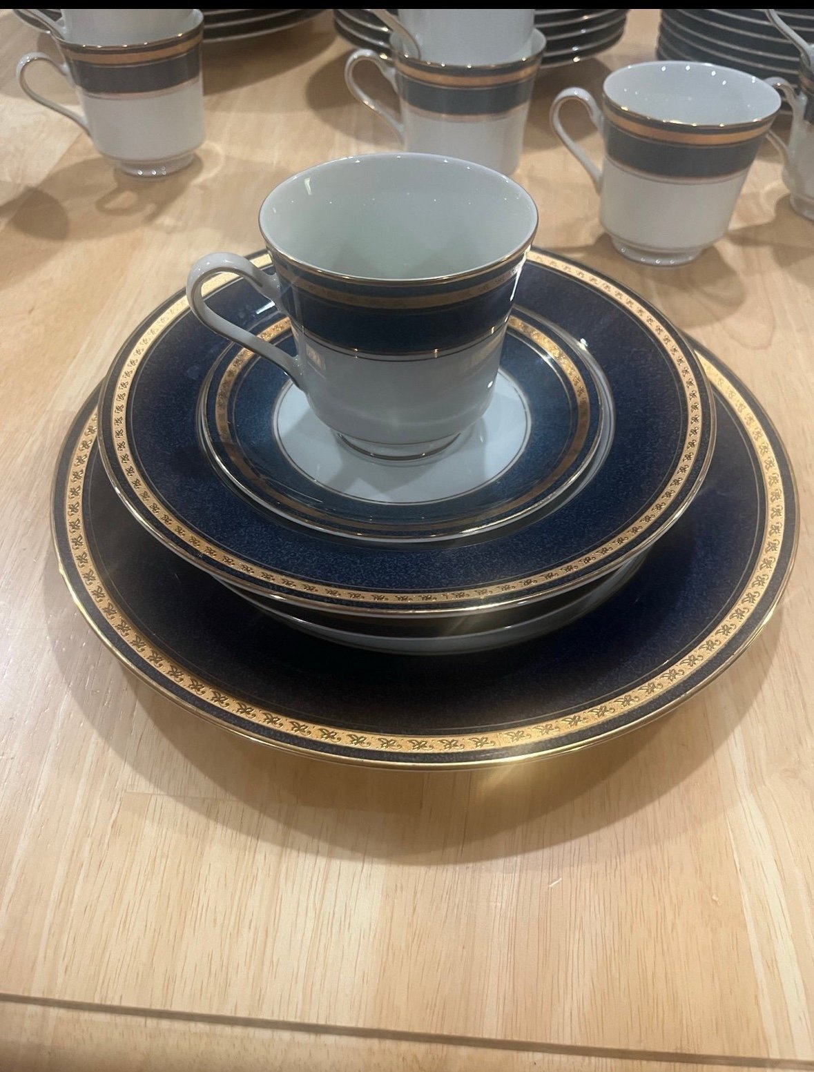 Mikasa Imperial Lapis China
