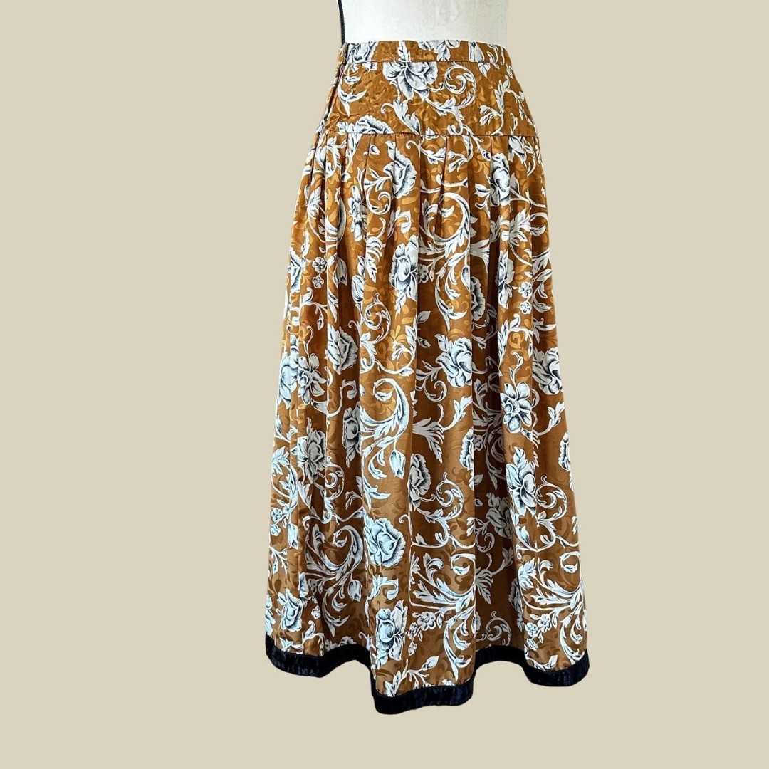 MAGGY BOUTIQUE Women's Vintage Floral Maxi Skirt, Size 6