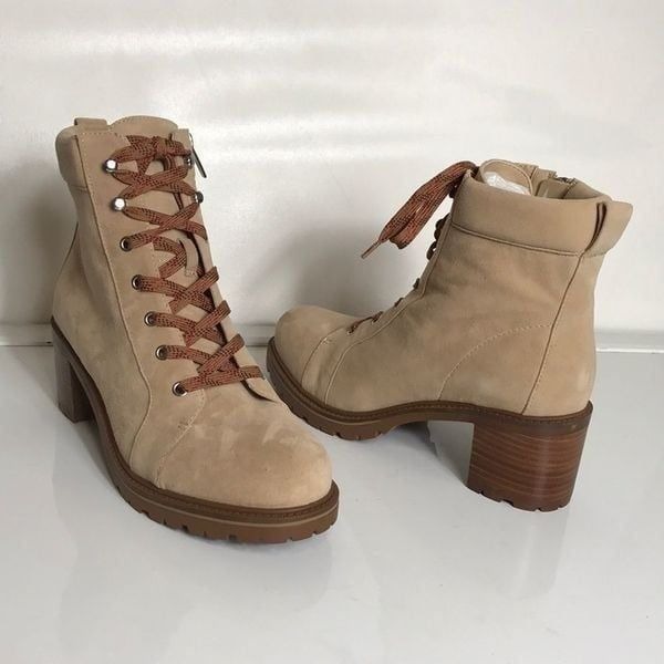 Vince Camuto Suede Leather Lace-Up Ankle Boots Size: 8