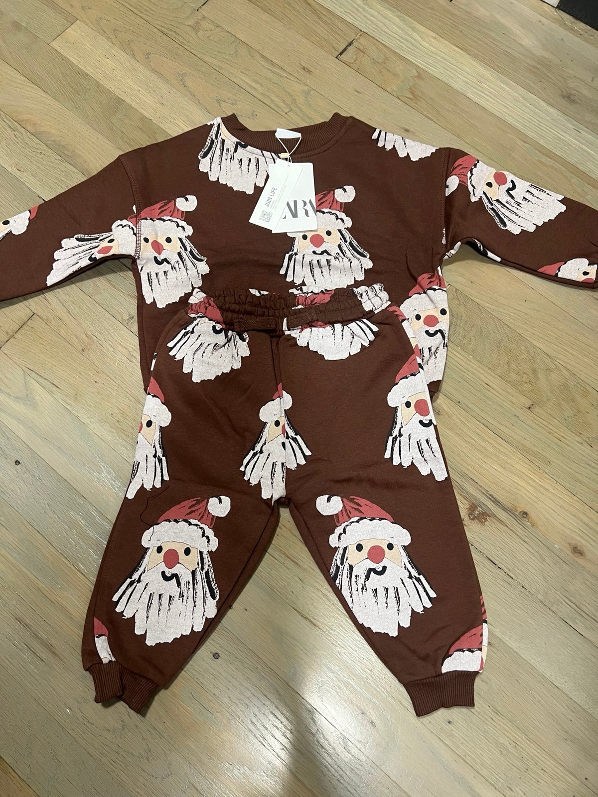 ZARA SANTA SET, NWT, 18-24m