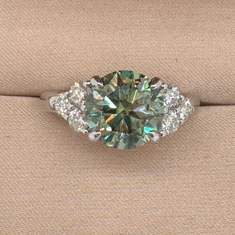 Moissanite Multi-stone Engagement Anniversary Ring 925/18k