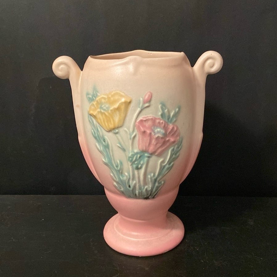Vintage Hull Art Pottery POPPY VASE #606-8 1/2 Pastel Pink & Cream Clay H-8.5”