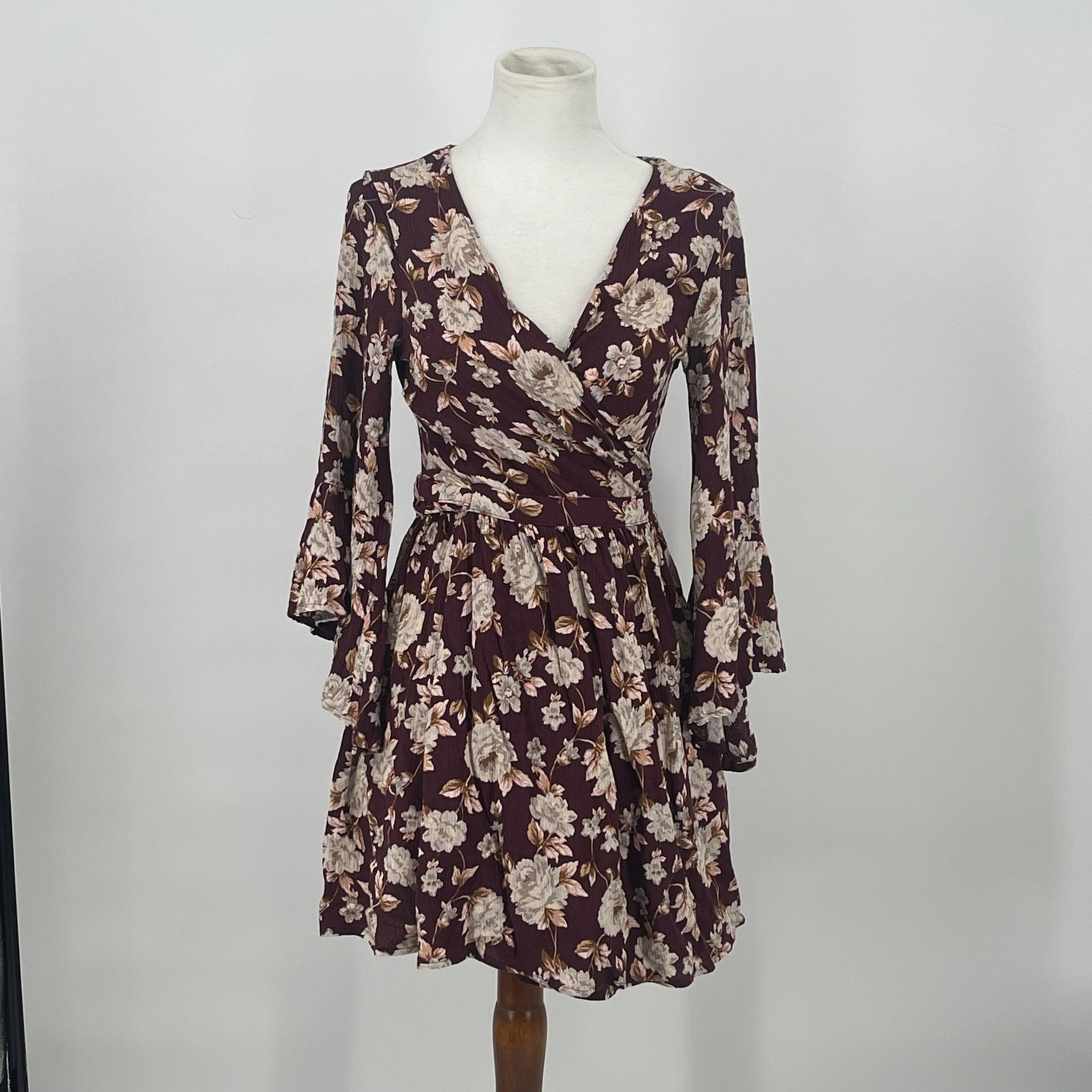 American Eagle Floral Burgundy Long Bell Sleeve Dress M Garden Girl Forest Fairy