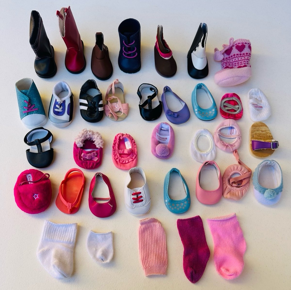 América girl dolls lot