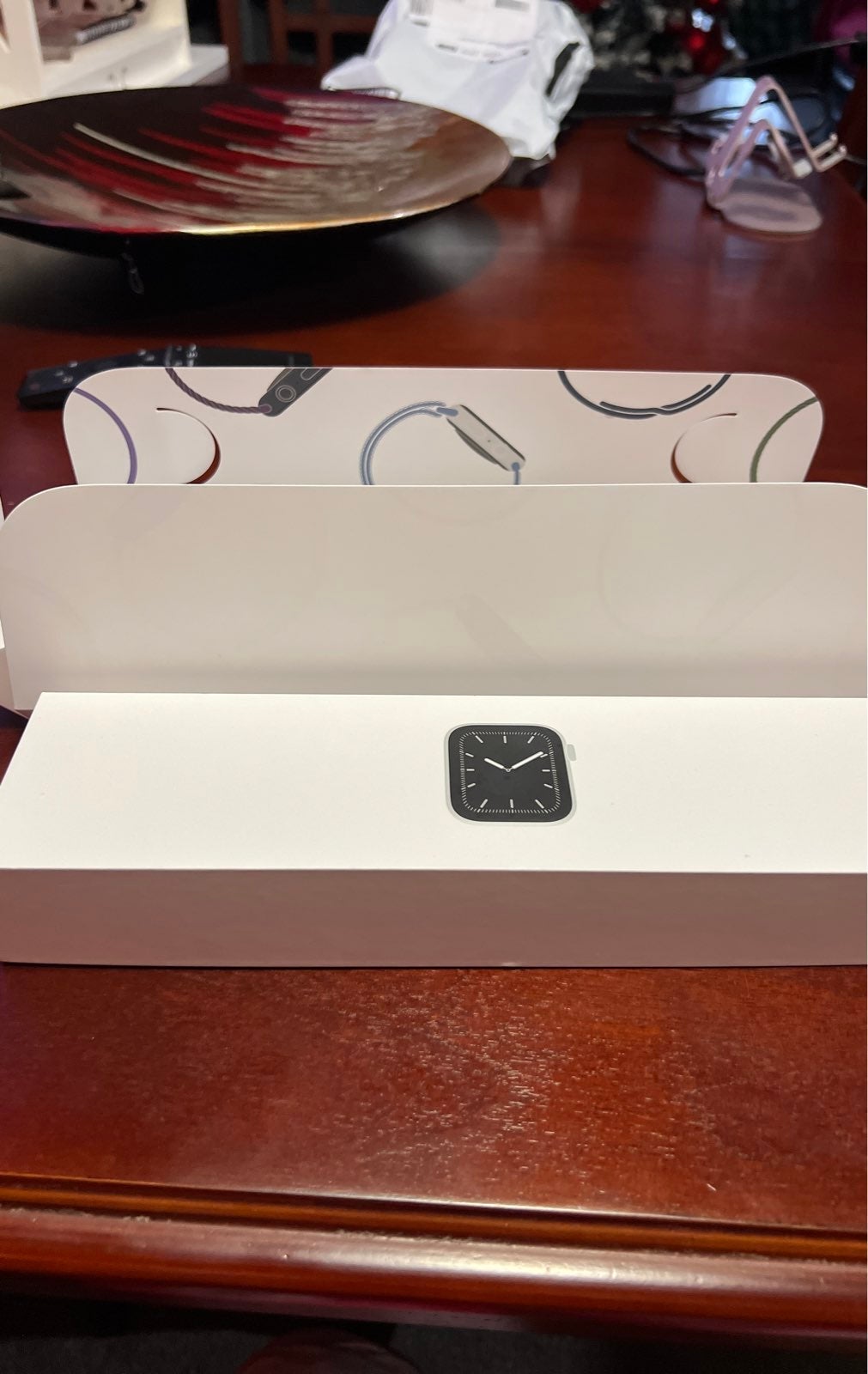 Apple Watch Series 5 44mm Silver Aluminum with Pink Sport Band