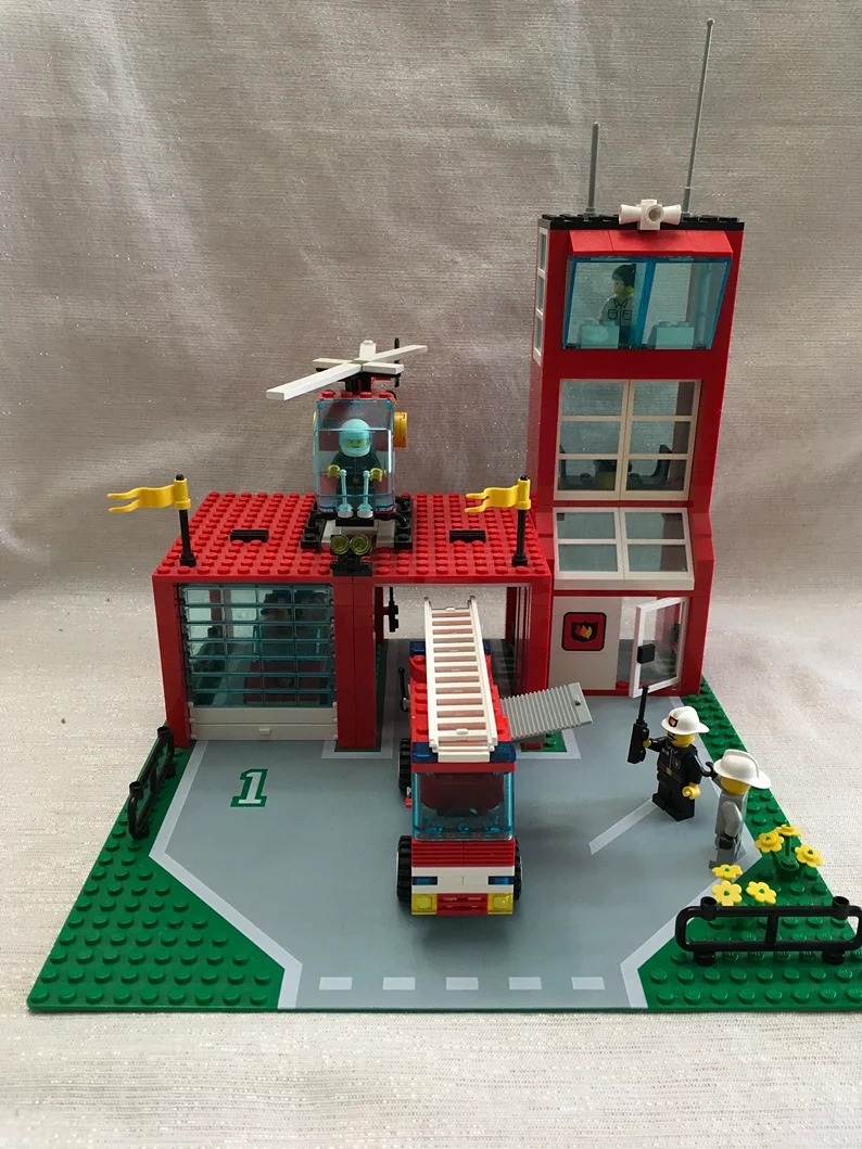 Retired Lego Fire Flame Fighter Set #6571 From 1994