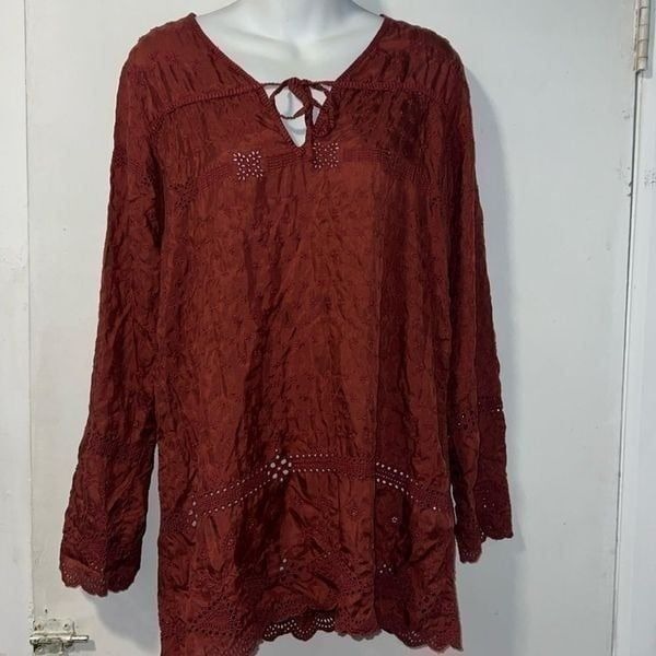 VINTAGE JOHNNY WAS Cranberry Silk Embroidered Tunic Top-S
