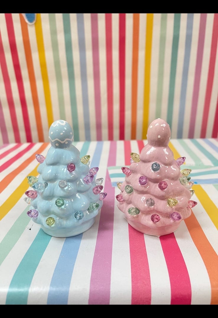 Easter Mr. Cottontail Blue and Pink Light Up Tree