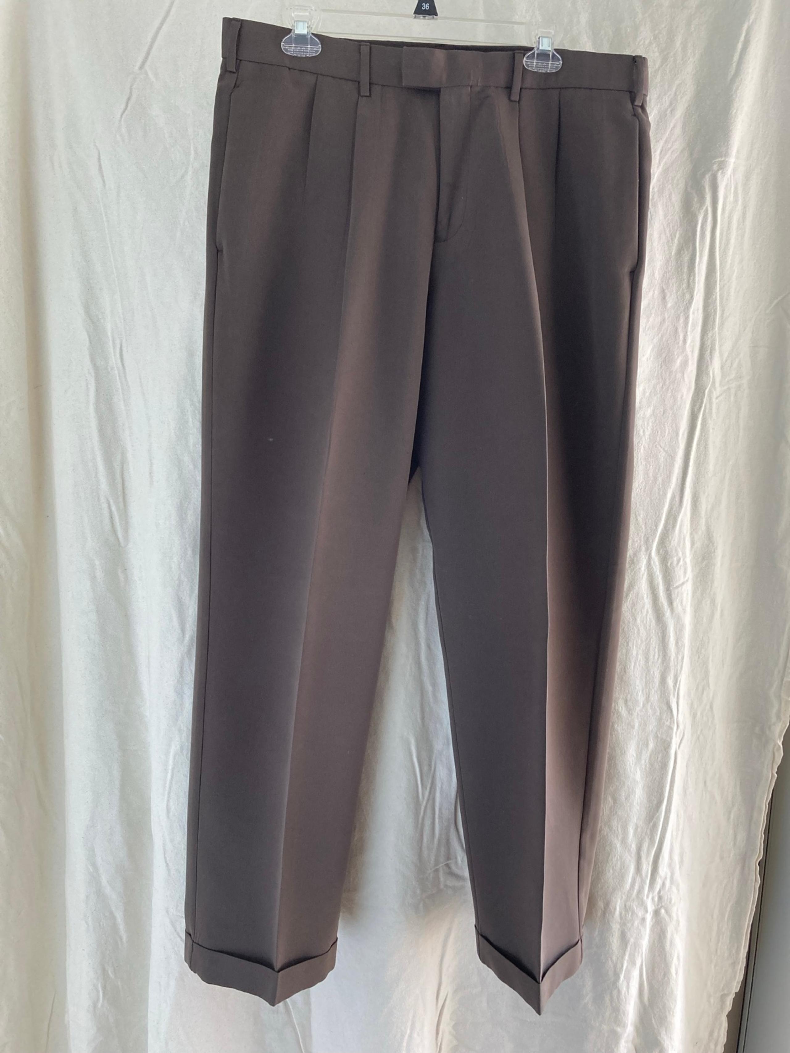 DOCKERS Mens Stain Defender Pleated Cuffed Dress Pants Size 36 x 32 Brown