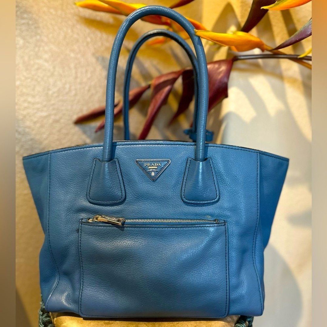 Prada leather tote bag Blue vitello daino purse