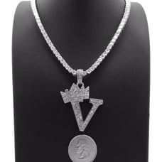 INITIAL V &20 CUBIC ZIRCONIA NECKLACE