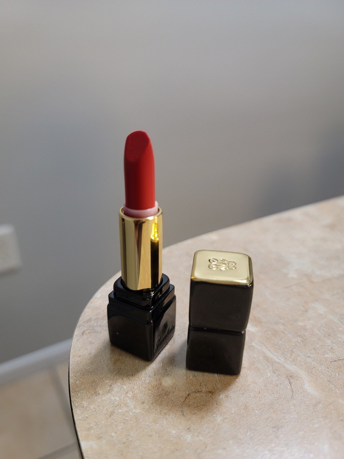 Guerlain Satin Lip Makeup | Mercari