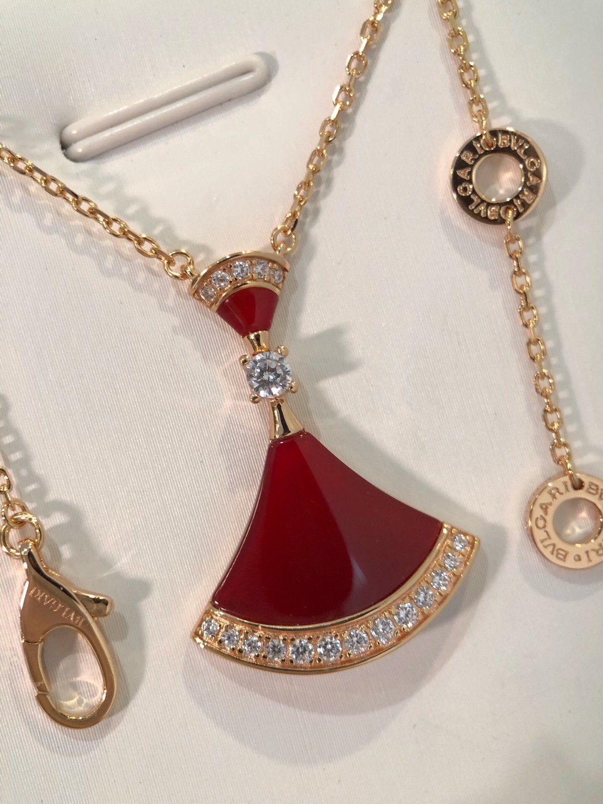 DIVAS' DREAM Collection 18K Rose Gold Pendant Necklace