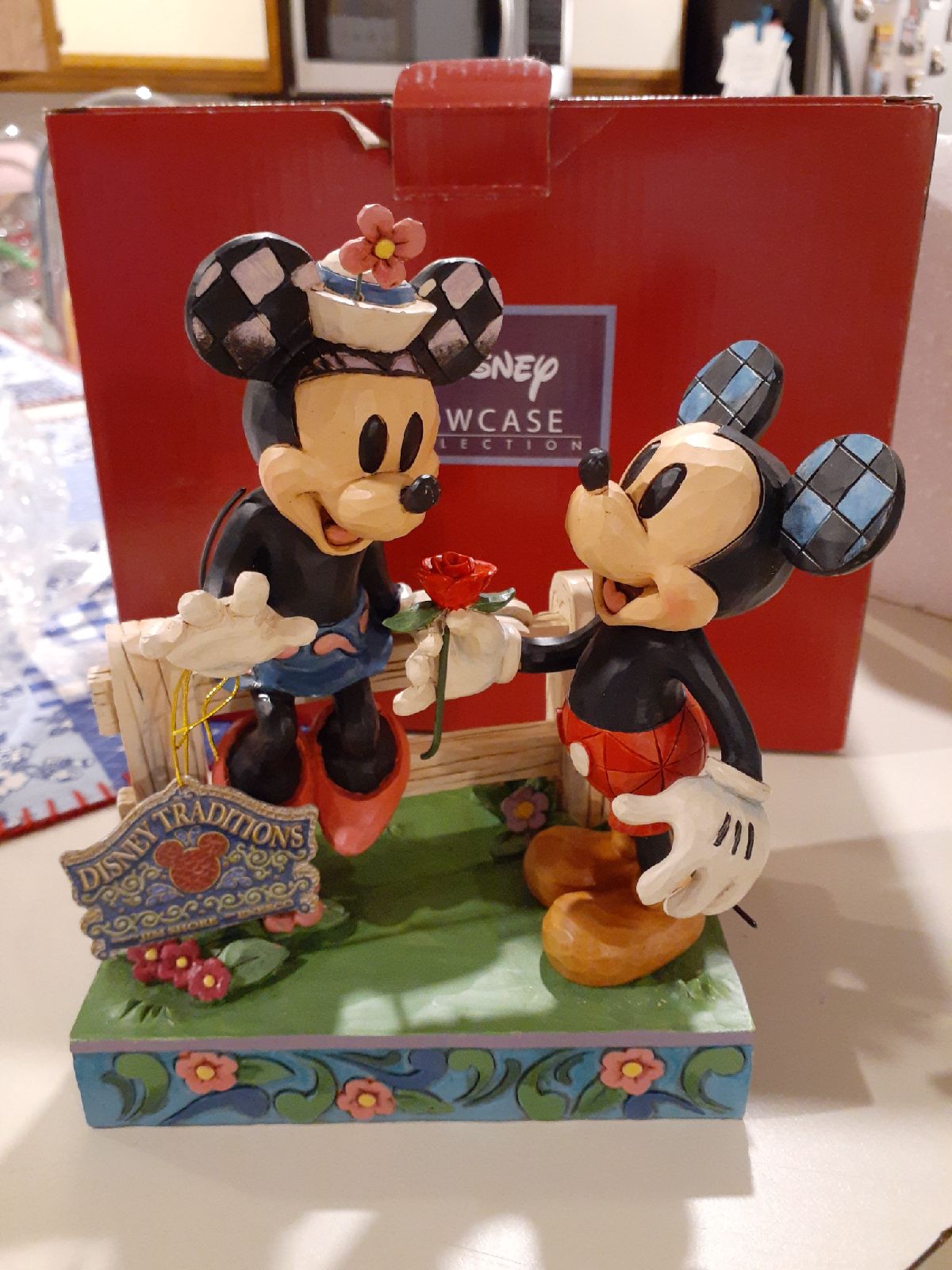 Disney Traditions Jim Shore Figurine Mic