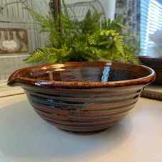 Vintage 3 qrt Glazed Pottery Batter Bowl