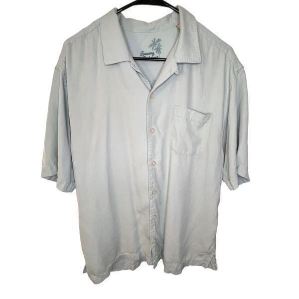 Tommy Bahama 100% Linen Light Blue Button Up Top