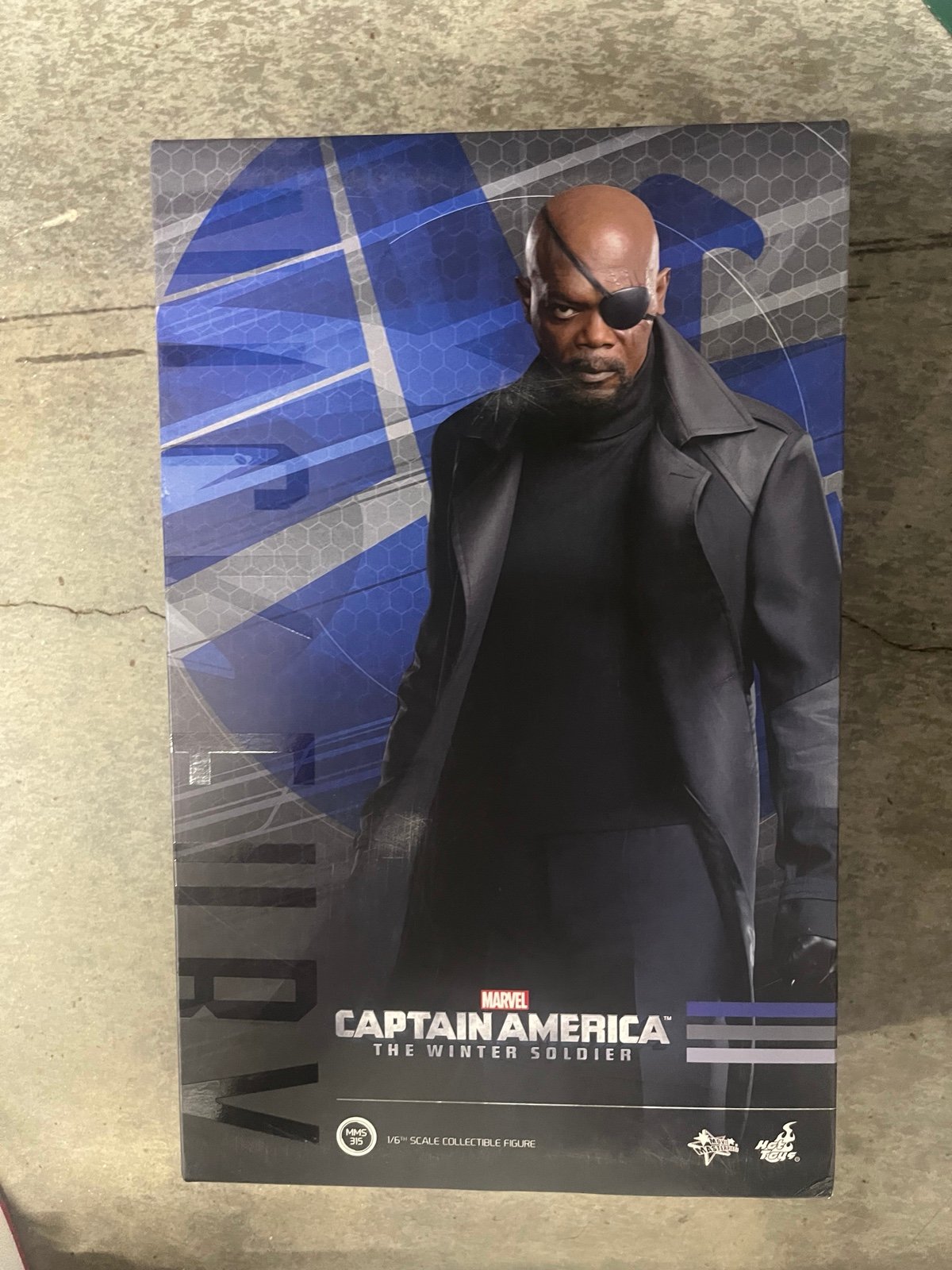 1/6 Nick fury hot toys winter soldier version