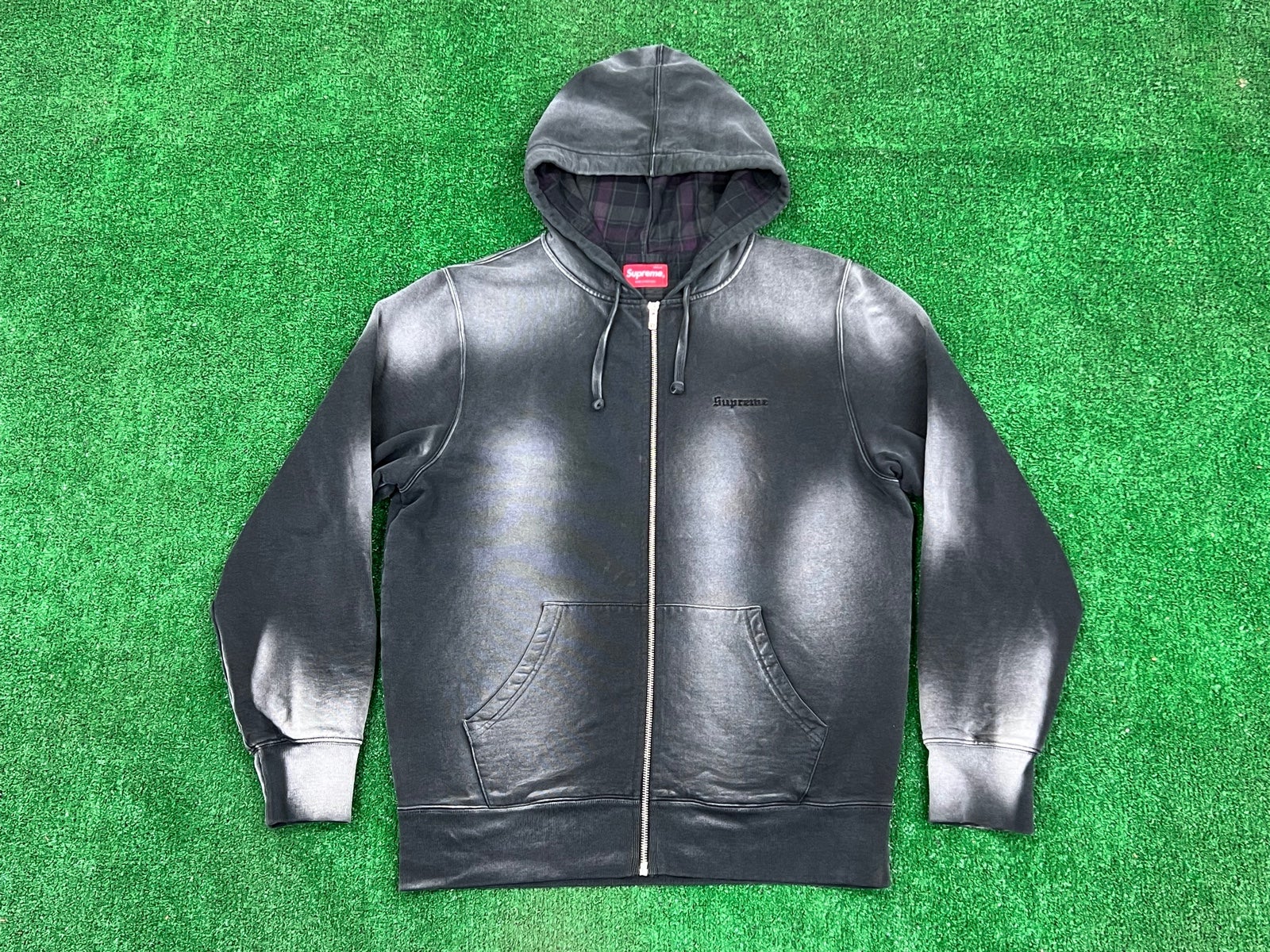 Supreme FW18 Bleached Zip Up Sweatshirt