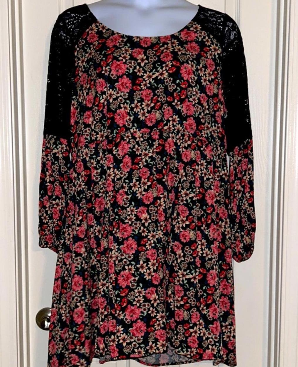 Torrid Dress Floral Long Sleeve Dress NWT sz 3