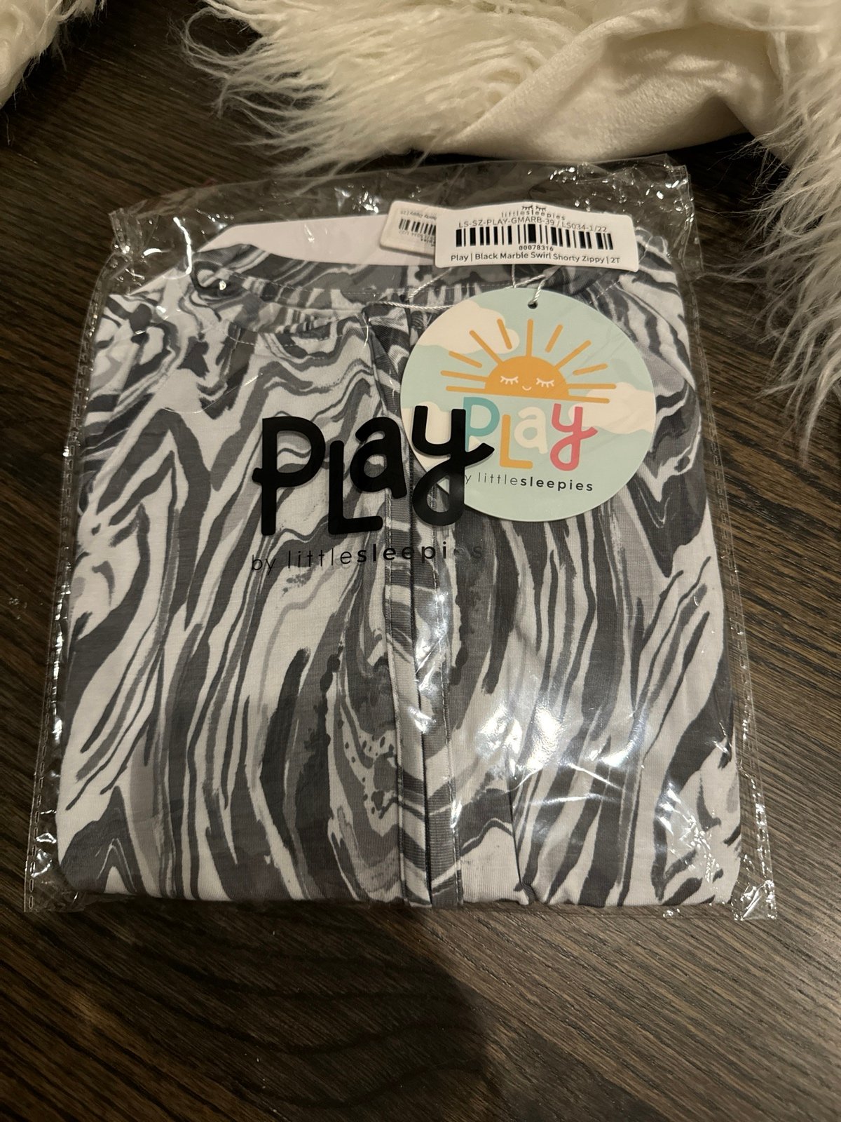 Black marble play shorty zippy 2t little sleepies