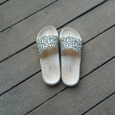 flip flops sandals