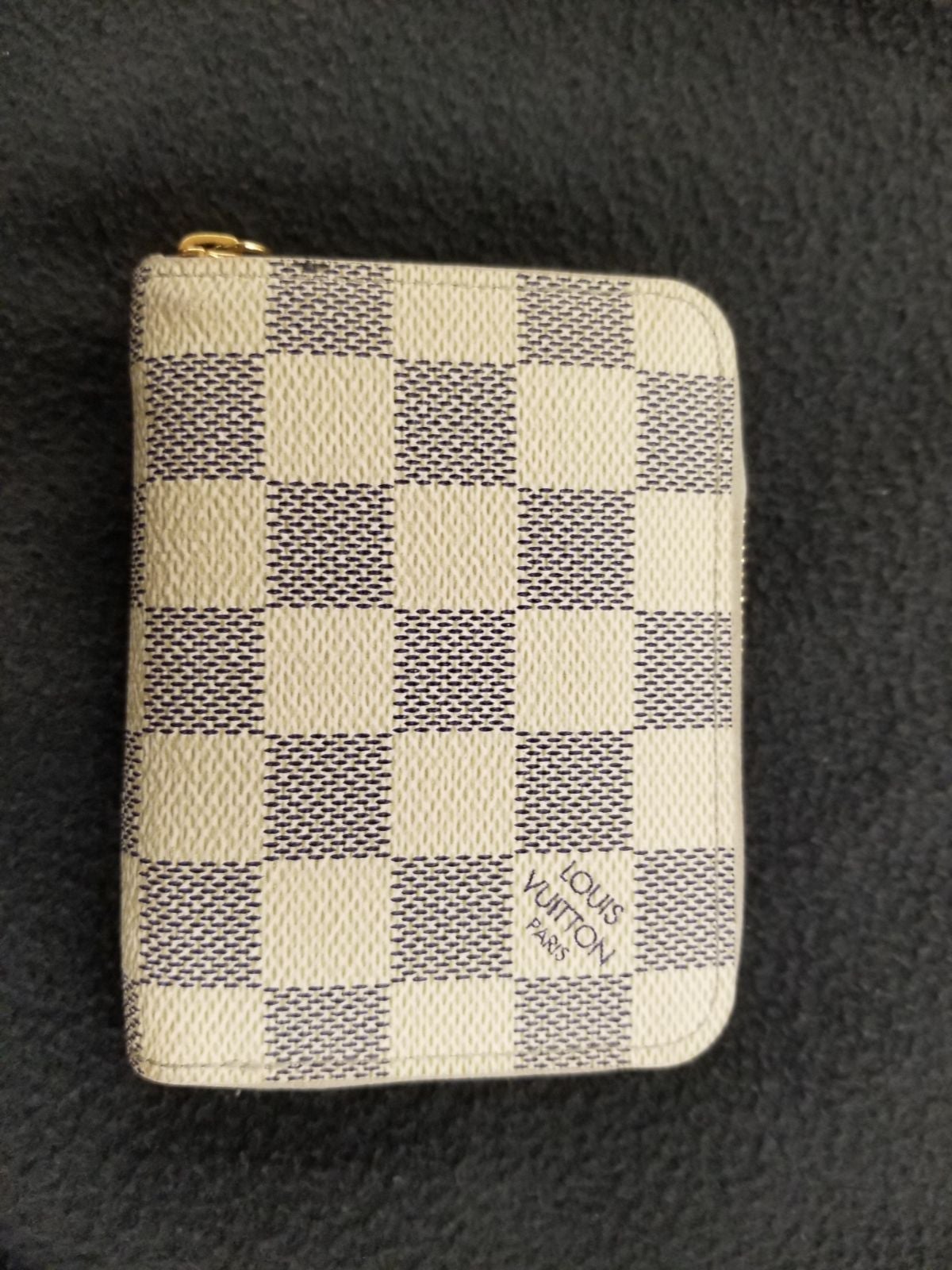 LV ZIPPERED COIN/CARD WALLET