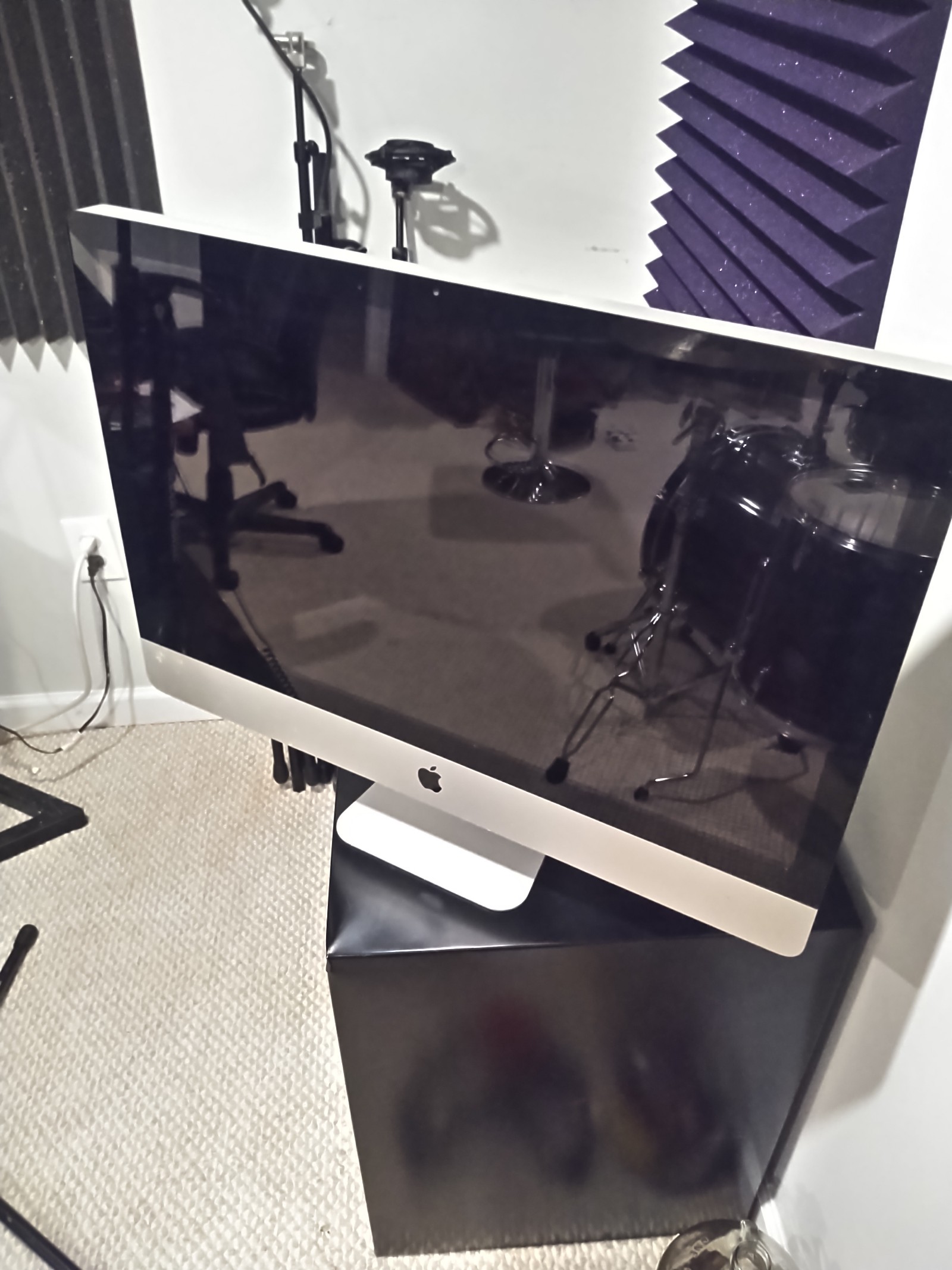 2011 imac 27 i7 *bad video card*