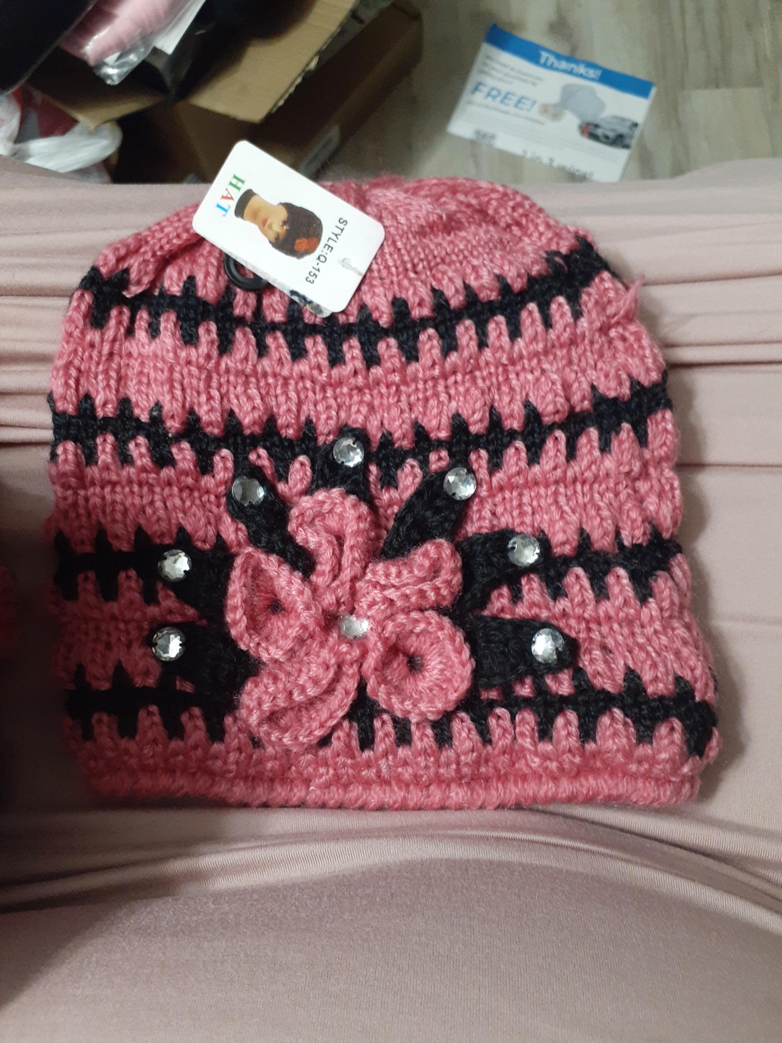 KNITTED STRETCH CAP