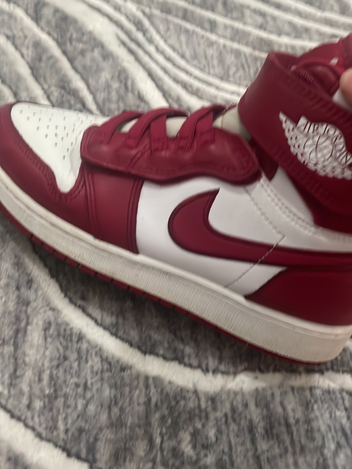 Nike Air Jordan 1 Hi FlyEase Shoes in Red/White