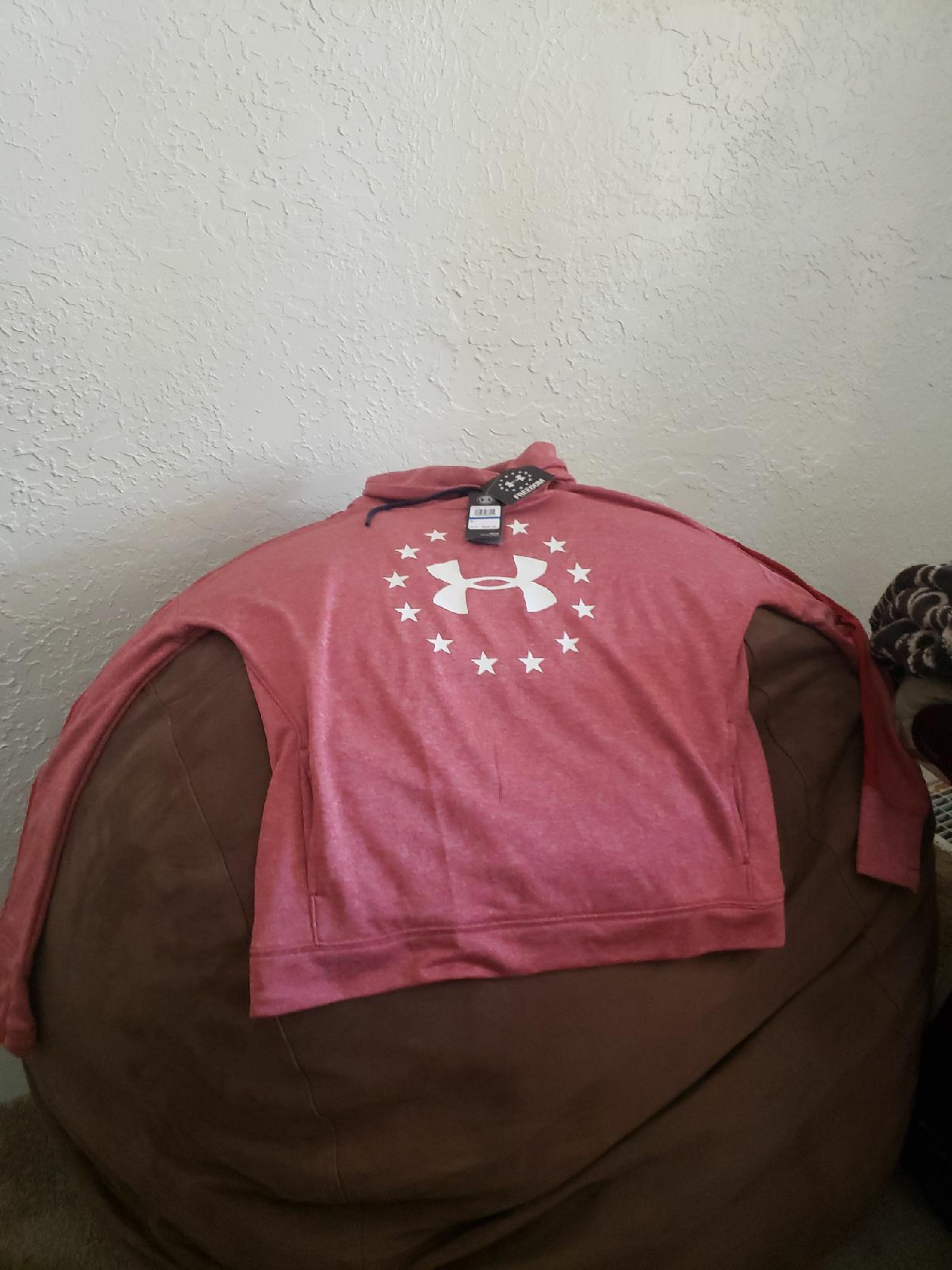 Women's Hurley Loose Fit Under Armour shirt