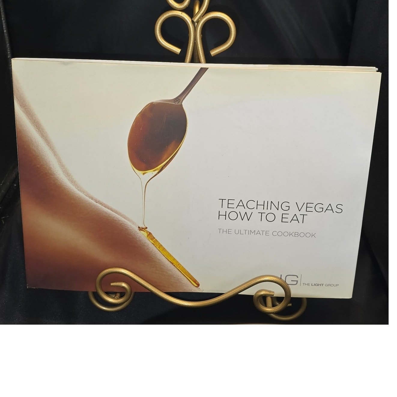 Teaching Vegas How to Eat. The Ultimate CookBook 2014, The Light Group SignedEUC
