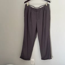 Mens Haggar Dress Pant. Pleated. Cuffed. Size 38x30 Taupe/Gray