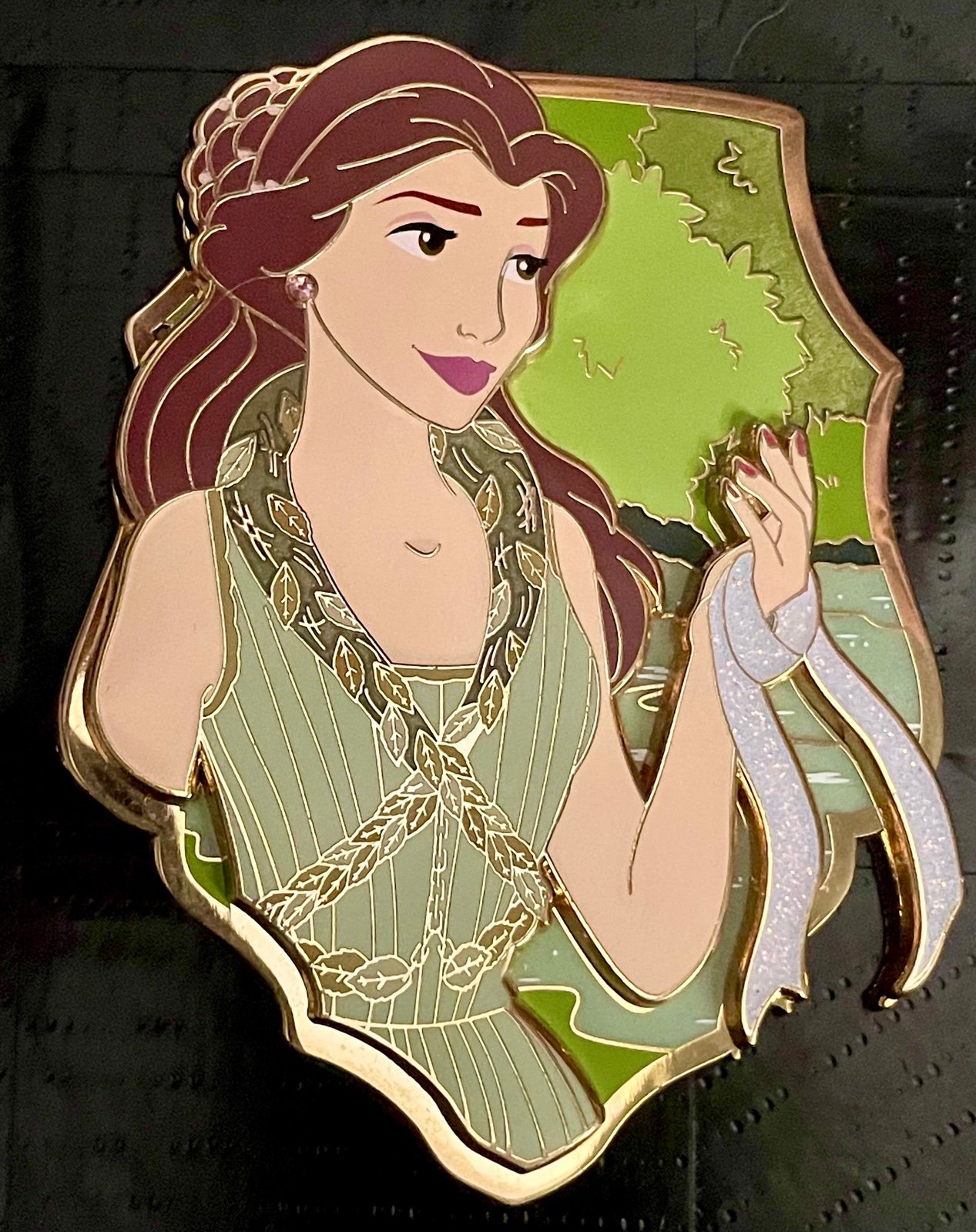 Disney x Game of Thrones Belle Lyanna Stark Once Upon A Winter Fantasy Pin LE30