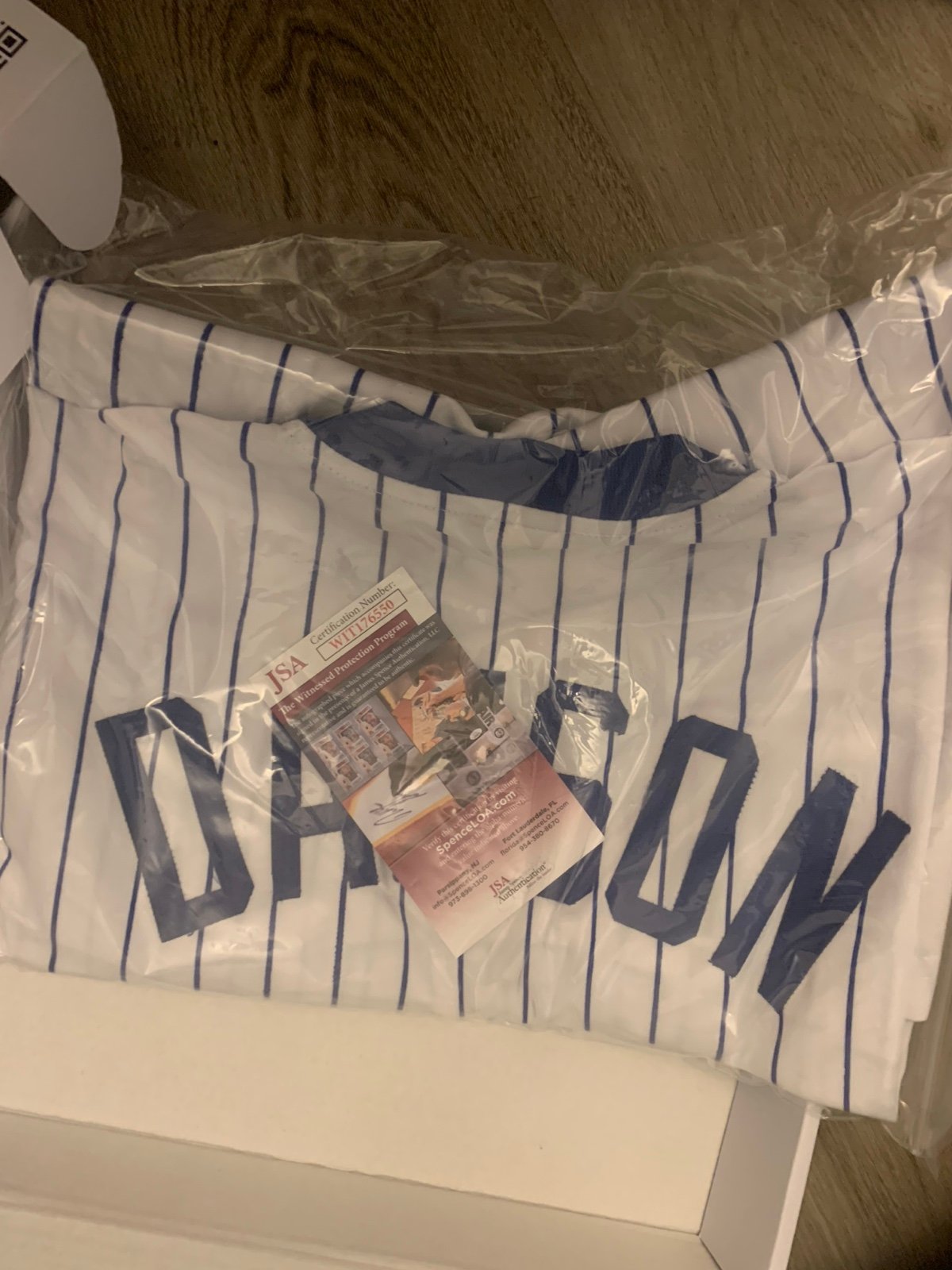 Andre Dawson autographed Jersey