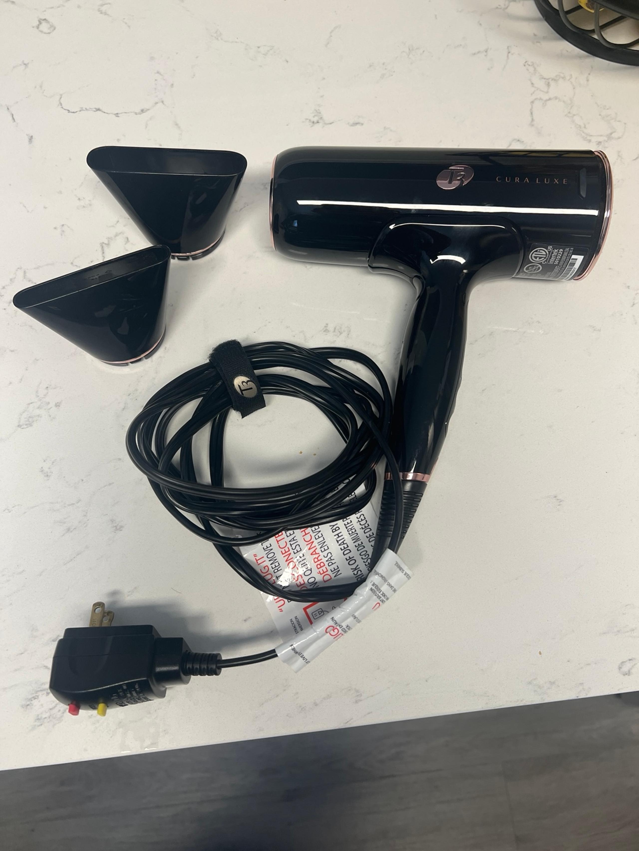 CURA LUXE BLACK PROFESSIONAL Hair Dryer - T3