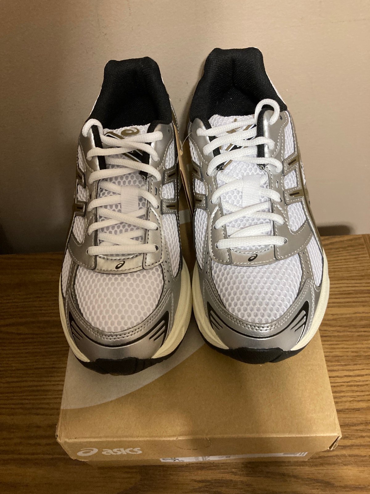 Asics Gel-1130 White Clay Canyon Size 8 | 1201A256-113